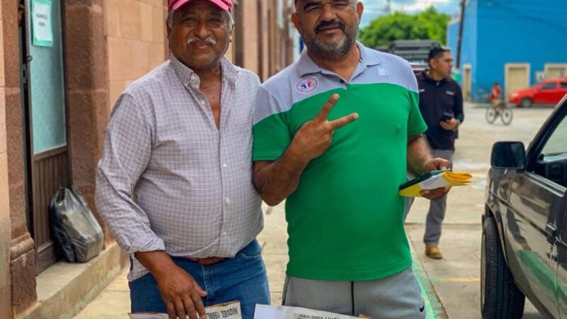 Se llevó acabo la entrega de semilla de sorgo a productores de el municipio de Rayón .