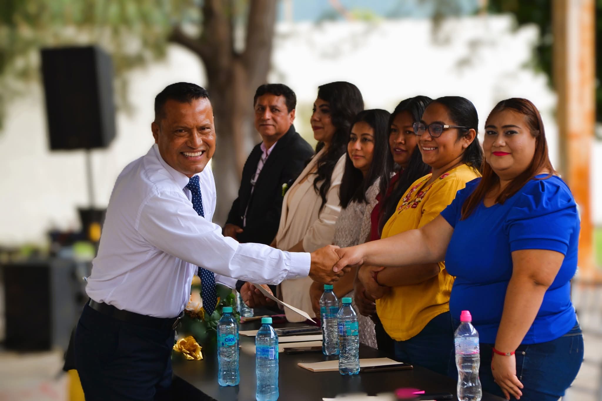 Emotiva Graduación en la Escuela Primaria Adolfo López Mateos