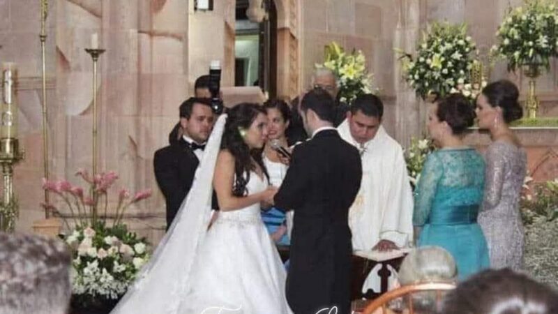NOVIA ABOFETEA A NOVIO EN PLENA BODA EN ACÁMBARO GUANAJUATO…