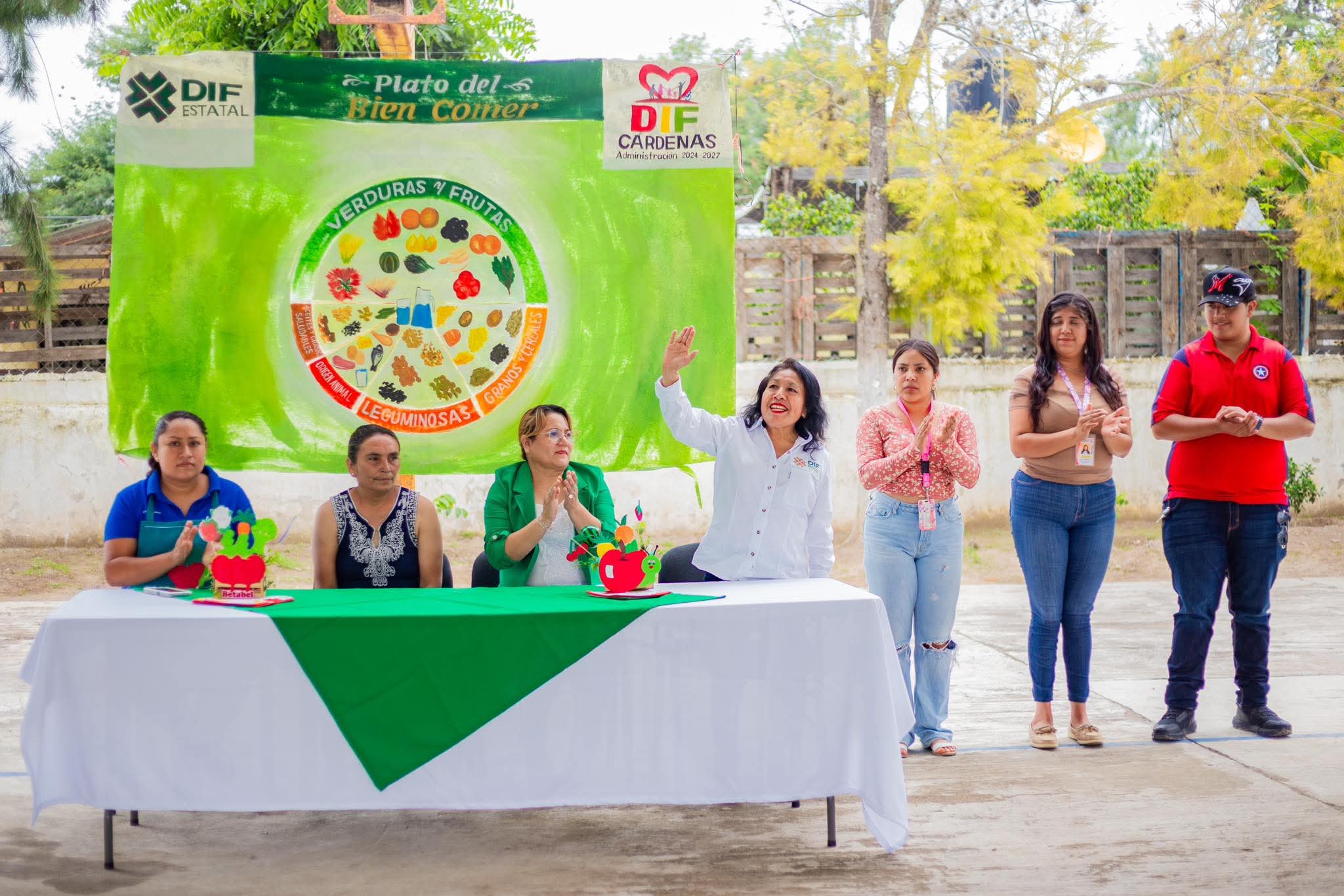 ll Feria Gastronómica En la escuela “Ignacio Zaragoza”En la comunidad de La Aguaje
