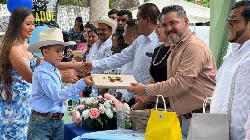 🎓✨ INSTITUCIONES EDUCATIVAS DE SANTA CATARINA, LLEVARON A CABO ACTO DE CLAUSURA