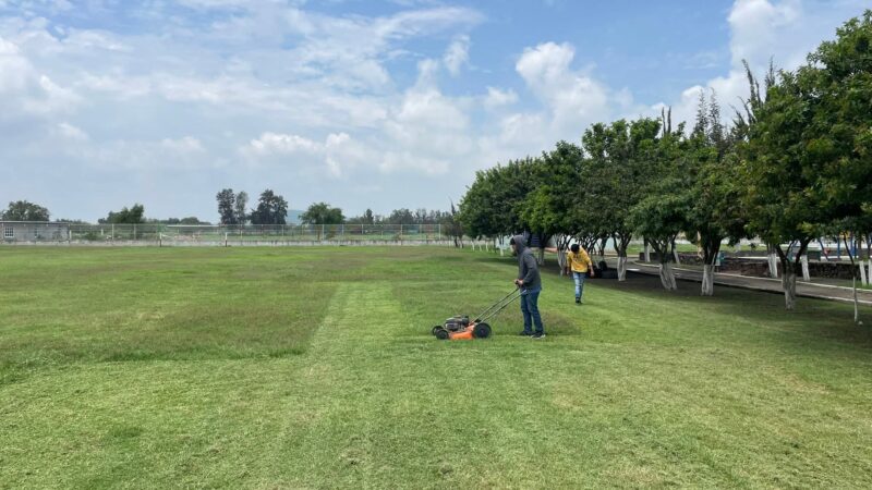 ¡Hoy Inicia la Poda del Pasto en el Campo de Fútbol “Orgullo Cardenense”!