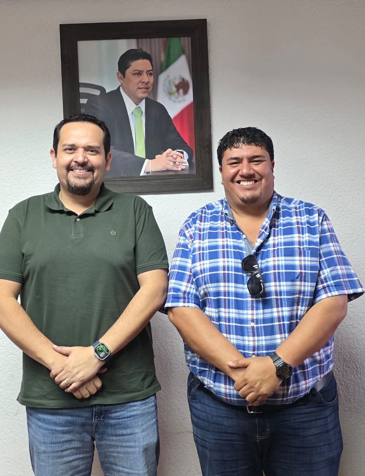 El director de la JEC, Francisco Reyes Novelo, continúa con la gestión de trabajo colaborativo con municipios para rehabilitar más caminos.