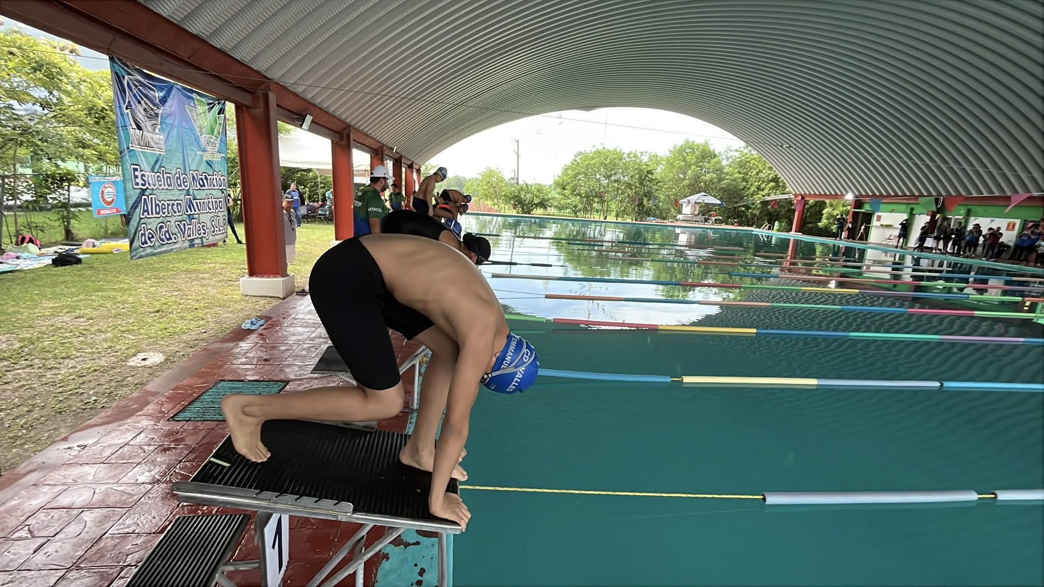 CIUDAD VALLES RECIBE EL TORNEO INFANTIL DE NATACIÓN COMO PARTE DEL FESTIVAL OXITIPA 2025