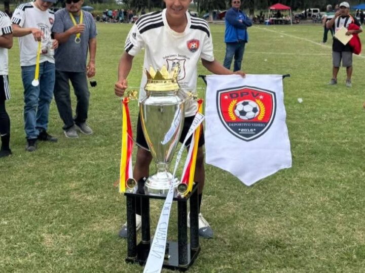 🏆⚽️MONITO BICAMPEÓN, CÁRDENAS PRESENTE EN EL BALOMPIÉ RIOVERDENSE🐒
