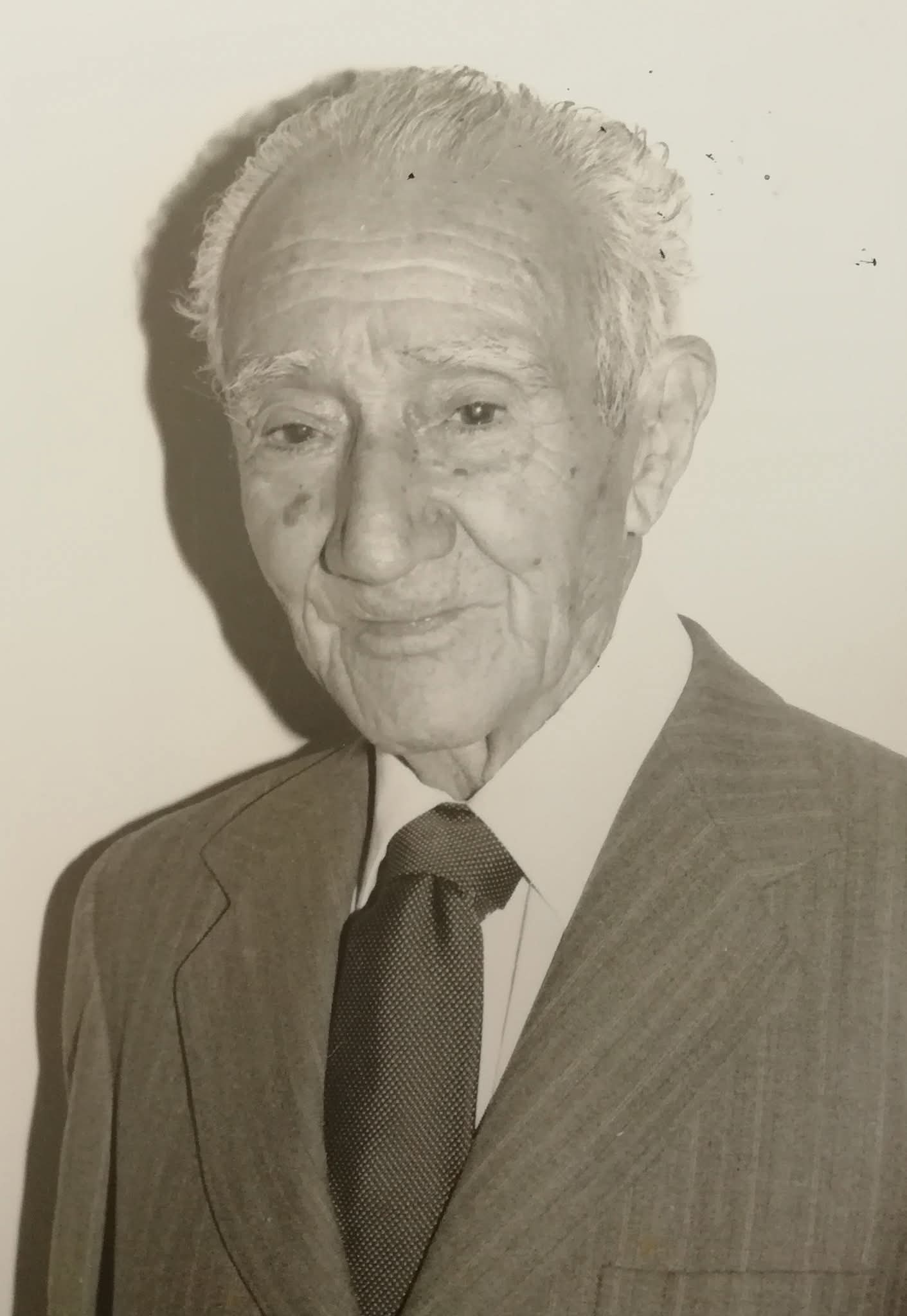 2 DE AGOSTO, ANIVERSARIO DEL NATALICIO DE 2 EX PRESIDENTES.
