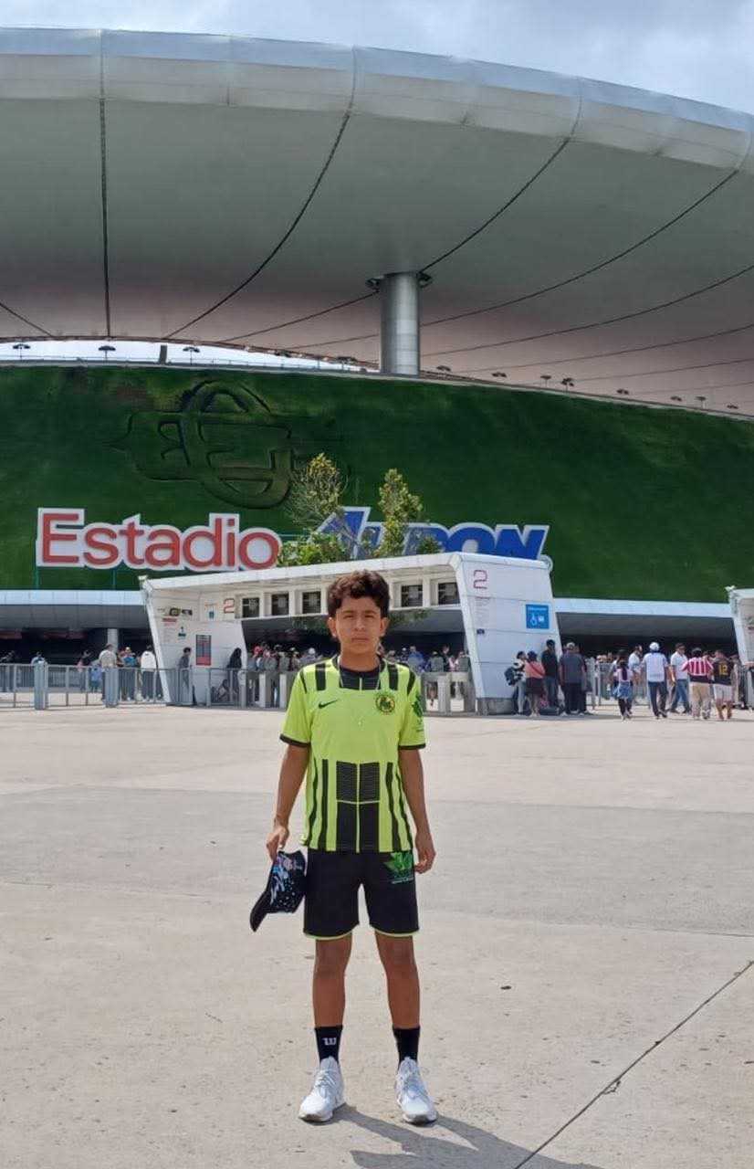 Luis Leonardo Valadez, joven talento de Tamasopo destaca como portero a sus 12 años
