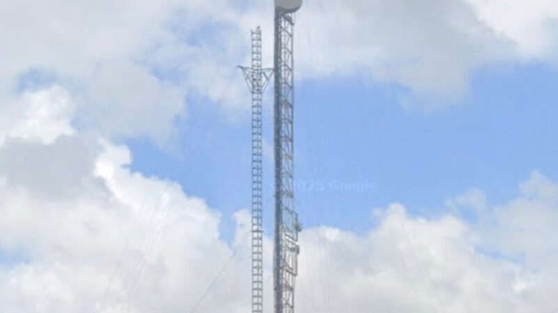Vándalos Derriban Torre de Telcel en Cárdenas, San Luis Potosí; Dejan a la Población Incomunicada