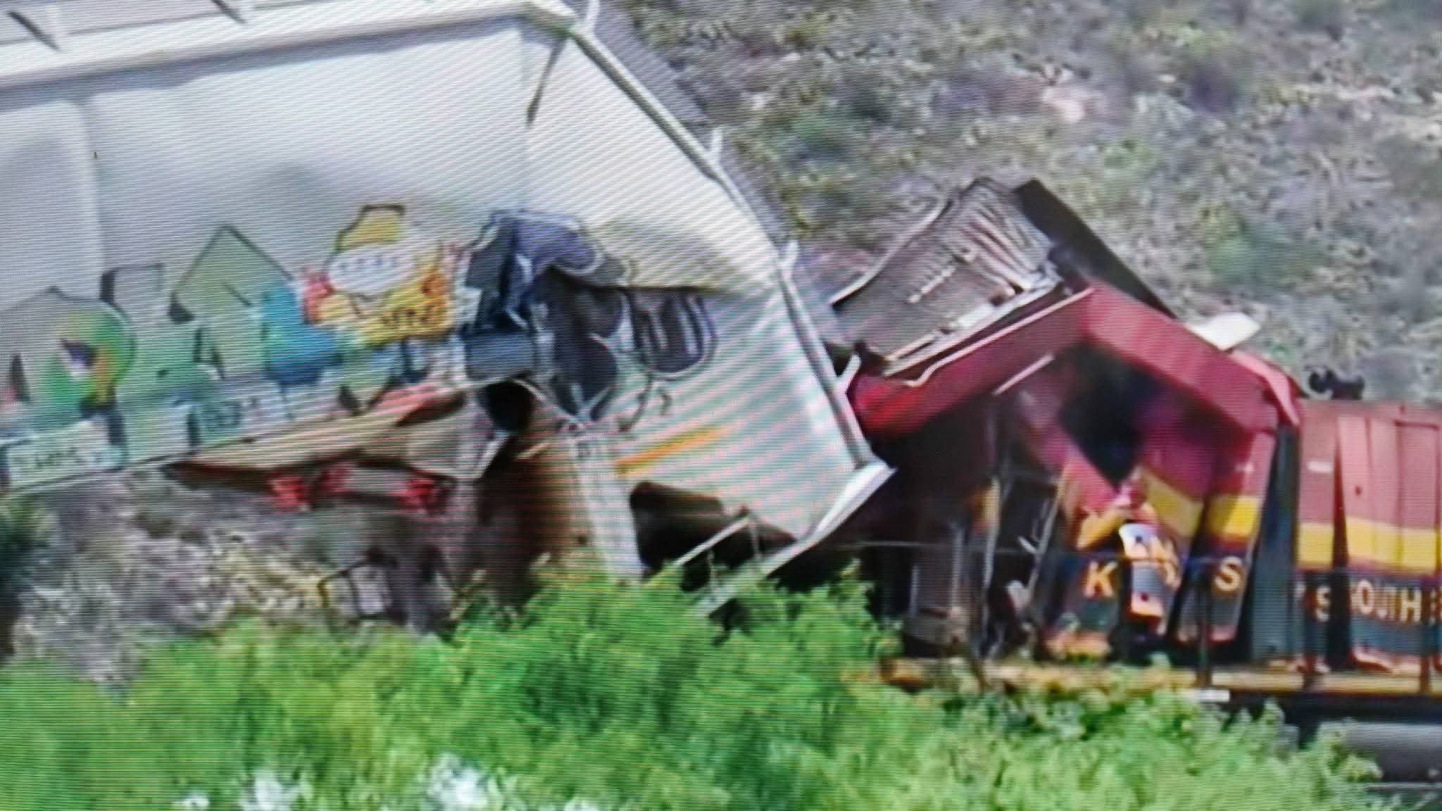 🚨 ÚLTIMA HORA: Choque de trenes en la carretera Monterrey-Ramos Arizpe